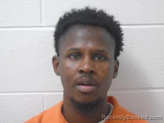 Mugshot of ISAIAH LAMARQUE DAVIS