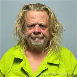 Mugshot of DANTE NEAL HENNINGS