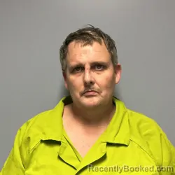 Mugshot of CECIL WAYNE LYNCH