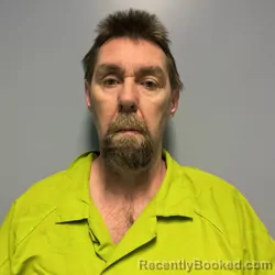 Mugshot of RANDOLPH HARDING BEACH