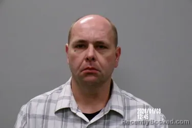 Mugshot of Matthew Ryan Helton