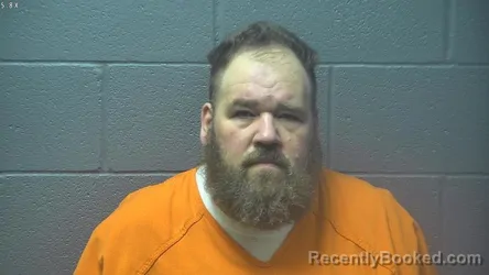 Mugshot of LARRY WAYNE LINEWEAVER