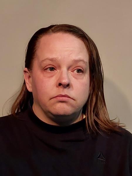 Mugshot of Kari Nicole Carlsen