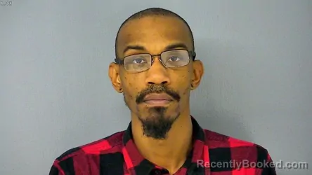Mugshot of TRENT JOSE GREEN