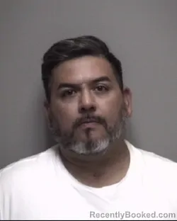 Mugshot of JONATHAN JAMES LUNA