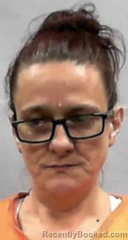 Mugshot of Tonya Marie Satterfield