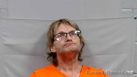 Mugshot of Eric Michael Robbinette