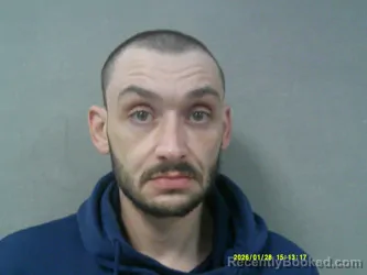 Mugshot of Derrick Ray Bever