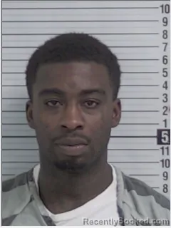 Mugshot of BRANDON MARQUIS SMITH