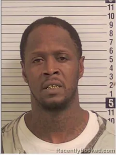 Mugshot of JUDIAH DURAN SR HALTON