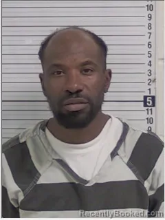 Mugshot of DEONTE MARQUISE NICHOLS