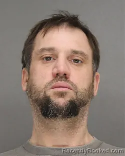 Mugshot of RICHARD DANIEL MAUFORT