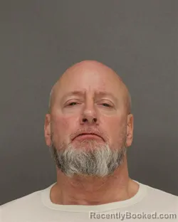 Mugshot of DAVID BRADLEY ROBERTS