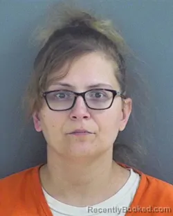 Mugshot of SAMANTHA LEE BUETOW