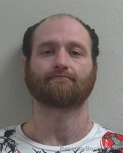 Mugshot of TYLER J HALE