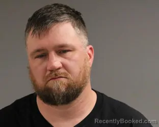 Mugshot of TIMOTHY GENE ROBERTS