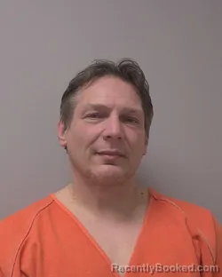 Mugshot of WAYNE ALLEN MOON