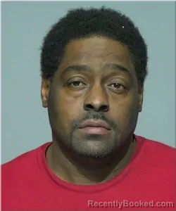 Mugshot of Evan Robertson