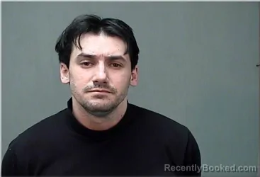 Mugshot of Adriel Simas