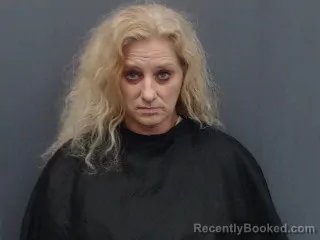 Mugshot of KIMBERLY ANN HERNANDEZ