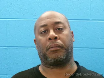 Mugshot of ERNEST DIETRICH THOMPSON