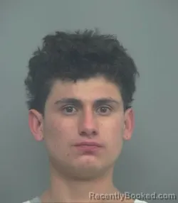 Mugshot of DANIEL EDUARDO CASTRO RODRIGUEZ