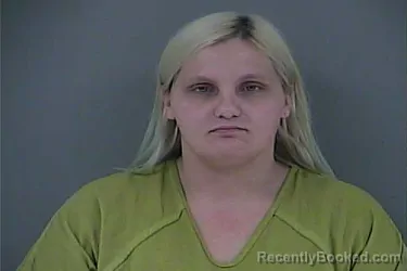 Mugshot of JENNIFER NATOSHA MIRACLE