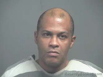 Mugshot of STERLING VANDIKE BAYLOR