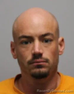 Mugshot of Ryan Scott Carter