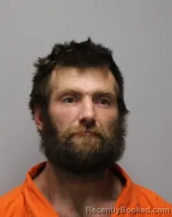 Mugshot of Zachary Tanner Davis