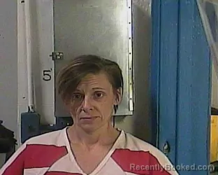 Mugshot of TIFFANY NICOLE LEIFHEIT