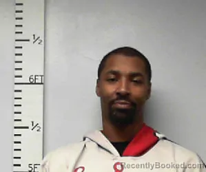 Mugshot of Adrian Omar Lee