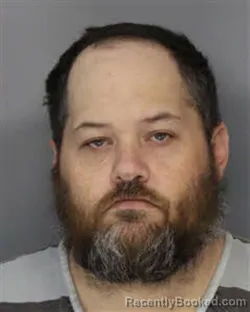 Mugshot of MICHAEL SHAWN SPEARS