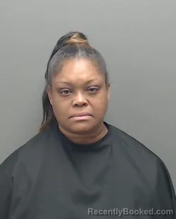 Mugshot of LEATRICE LAKASHA FRIERSON