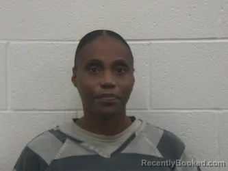 Mugshot of CONTESSA MASHON MCCOWAN