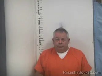 Mugshot of ERIC G VELASQUEZ