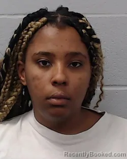 Mugshot of Leesa Angelica Smith