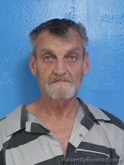 Mugshot of DENNIS RAY ROBERTS