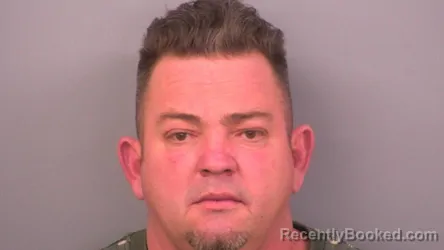 Mugshot of JEANHILIER PADRON MUNOZ