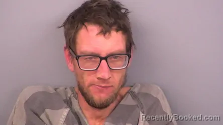 Mugshot of DARYLE COLTON RALPH