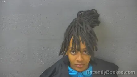 Mugshot of TIA ELIZABETH CRUMPTON