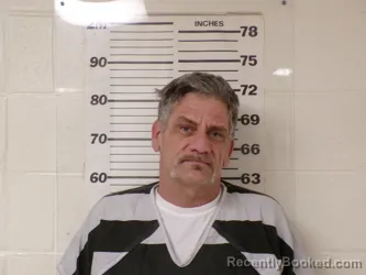 Mugshot of TRACY DALE LAWYER