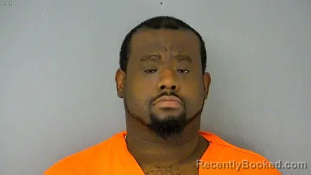 Mugshot of ROBERT JAMAL ROGERS