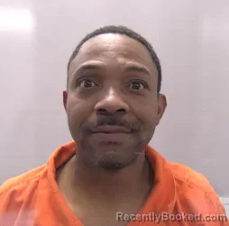 Mugshot of Pepe Orlando Mann