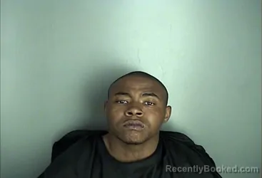 Mugshot of DESHAWN KENNEDY