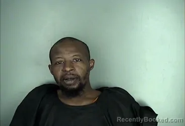 Mugshot of EZZARD CHARLES ROUNDTREE