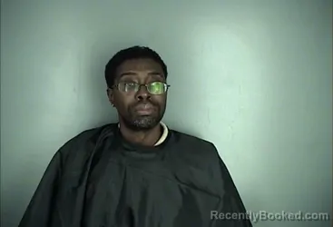 Mugshot of MYREON LYLWENDYN WILLIAMS