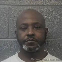 Mugshot of JARIOUS TERRELL ROYSTER