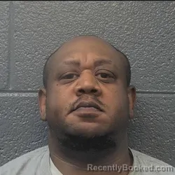 Mugshot of Rontia Lamont Thomas