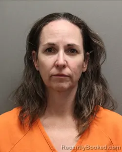 Mugshot of FRANKIE LOUISE KARNES